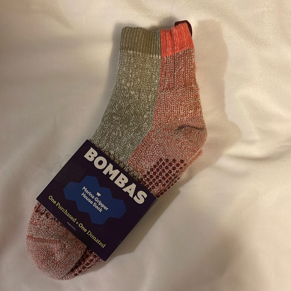 Bombas Ladies Gripper House Socks Size Medium